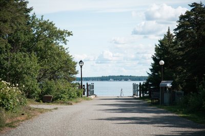 AI-generated travel thumbnail for Souris