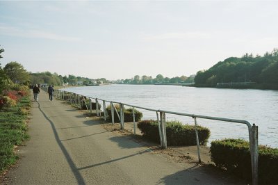 AI-generated travel thumbnail for South Benfleet