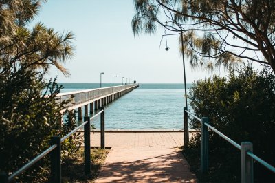 AI-generated travel thumbnail for South Brighton