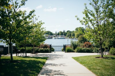 AI-generated travel thumbnail for South Milwaukee