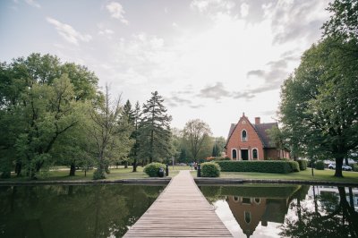 AI-generated travel thumbnail for Steinfeld