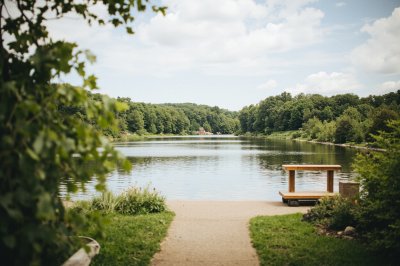 AI-generated travel thumbnail for Suamico