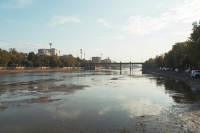 AI-generated travel thumbnail for Sukkur