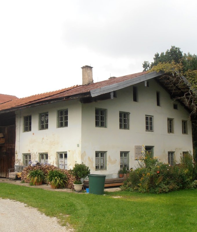 OLYMPUS DIGITAL CAMERA Gemeinde Surberg, Ortsteil Hufschlag, Papst-Benedikt XVI.-Weg 19
