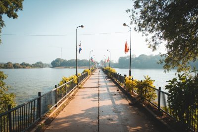 AI-generated travel thumbnail for Surguja