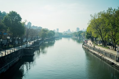 AI-generated travel thumbnail for Suzhou