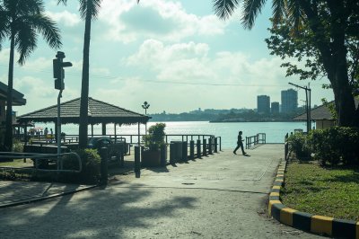 AI-generated travel thumbnail for Kota Tangerang