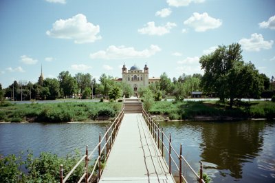 AI-generated travel thumbnail for Taraz