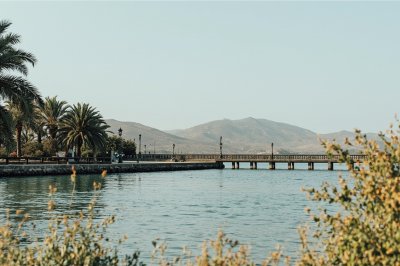 AI-generated travel thumbnail for Tarhuna