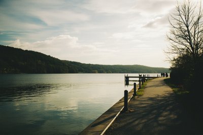 AI-generated travel thumbnail for Tating