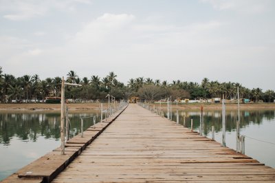 AI-generated travel thumbnail for Thiès