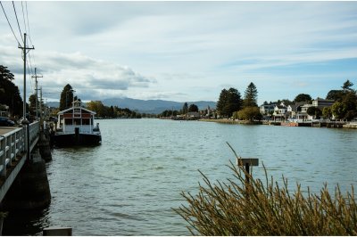 AI-generated travel thumbnail for Timaru