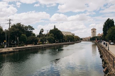AI-generated travel thumbnail for Tiquipaya