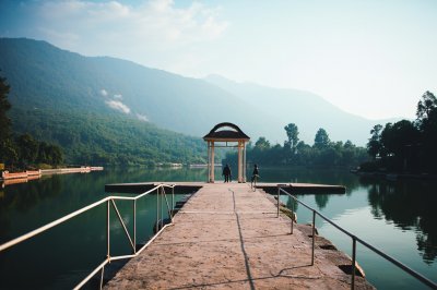 AI-generated travel thumbnail for Tira Sujanpur