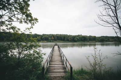 AI-generated travel thumbnail for Travneve