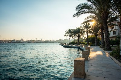 AI-generated travel thumbnail for Tunis