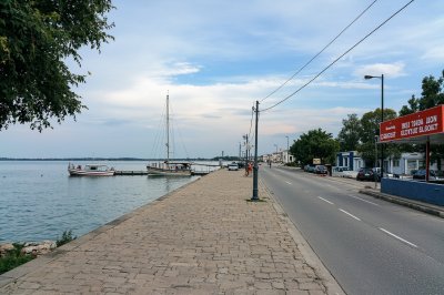 AI-generated travel thumbnail for Türkmenbaşy