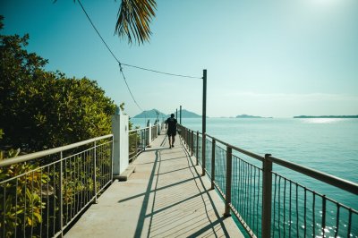 AI-generated travel thumbnail for Ugoofaaru