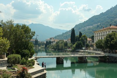 AI-generated travel thumbnail for Ura Vajgurore