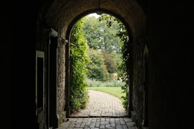 AI-generated travel thumbnail for Uttenweiler