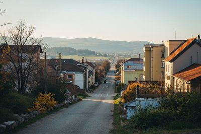AI-generated travel thumbnail for Užice
