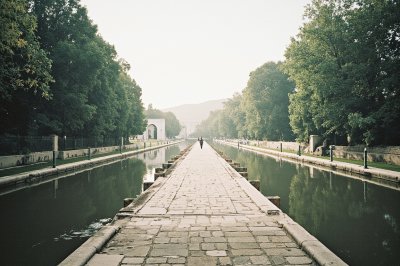 AI-generated travel thumbnail for Vahdat