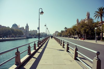 AI-generated travel thumbnail for Valencia