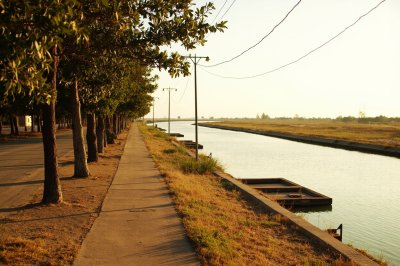 AI-generated travel thumbnail for Valle Hermoso