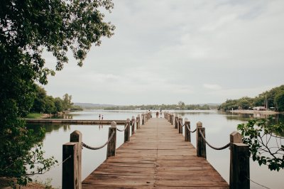 AI-generated travel thumbnail for Vargas
