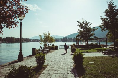 AI-generated travel thumbnail for Varto