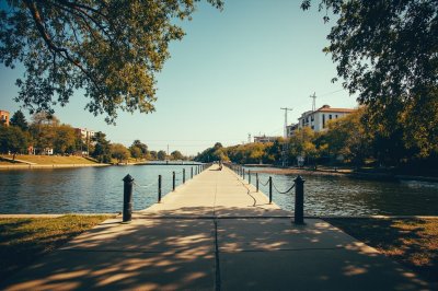 AI-generated travel thumbnail for Vereeniging