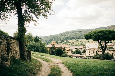 AI-generated travel thumbnail for Vescovado