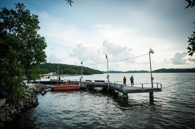 AI-generated travel thumbnail for Victoria