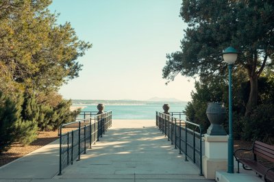 AI-generated travel thumbnail for Vilanova del Camí