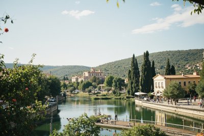 AI-generated travel thumbnail for Villanueva de la Jara