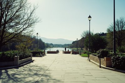 AI-generated travel thumbnail for Villasila de Valdavia