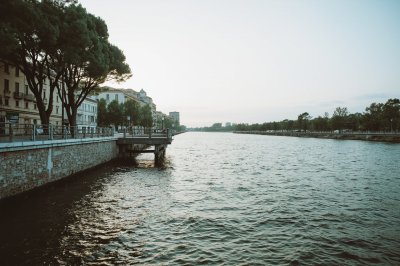 AI-generated travel thumbnail for Vilobí dOnyar