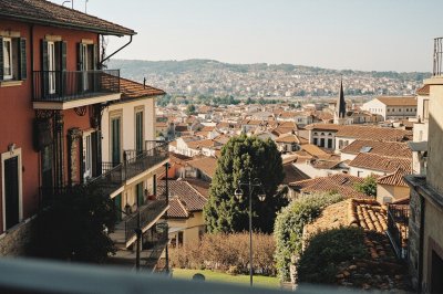 AI-generated travel thumbnail for Vitoria-Gasteiz