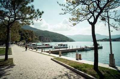 AI-generated travel thumbnail for Vlorë