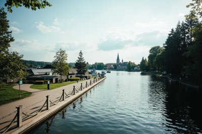 AI-generated travel thumbnail for Waigolshausen