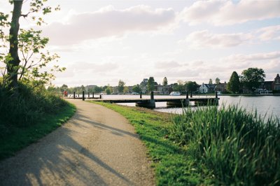AI-generated travel thumbnail for Weesp