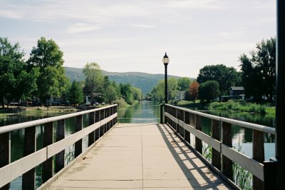 AI-generated travel thumbnail for Wellsville