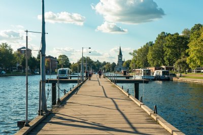 AI-generated travel thumbnail for Welsleben