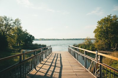 AI-generated travel thumbnail for Wietzen