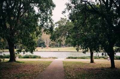 AI-generated travel thumbnail for Williamstown North