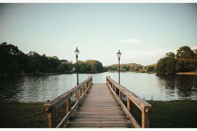 AI-generated travel thumbnail for Yadkinville