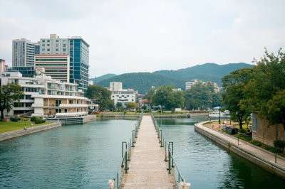 AI-generated travel thumbnail for Zama Shi