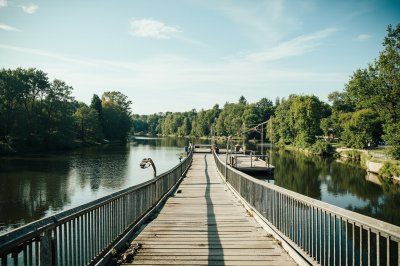 AI-generated travel thumbnail for Zăval