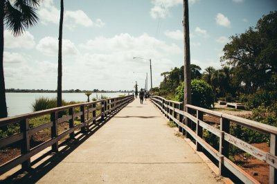 AI-generated travel thumbnail for Zuénoula