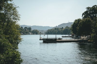 AI-generated travel thumbnail for Zürich (Kreis 9)